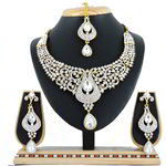 *Молочное и золотое индийское украшение на шею со стразами