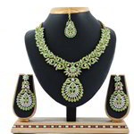 *Зелёное и золотое индийское украшение на шею со стразами