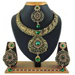 *Зелёное и золотое индийское украшение на шею со стразами