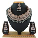 *Чёрное, золотое и серое индийское украшение на шею со стразами