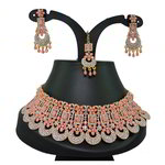 *Золотое и розовое индийское украшение на шею со стразами