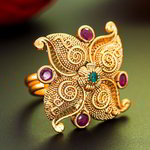 *Зелёное и золотое женское индийское кольцо со стразами