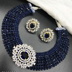 *Золотое и синее индийское украшение на шею со стразами