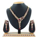 *Бордовое, золотое и красное индийское украшение на шею со стразами