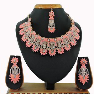 Золотое и розовое индийское украшение на шею со стразами