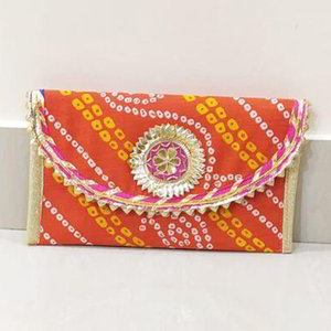Оранжевая хлопковая женская сумочка-клатч, украшенная вышивкой с аппликацией