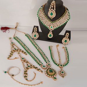 Зелёный и золотой набор свадебных индийских украшений со стразами, перламутровыми бусинками
