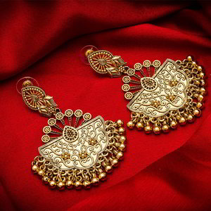 Золотые индийские серьги с бисером