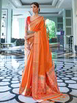 *Оранжевое оригинальное индийское сари из шёлка, украшенное вышивкой люрексом