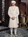 *Молочный шёлковый индийский свадебный мужской костюм с пайетками