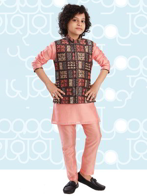 Персиковый шёлковый национальный костюм для мальчика