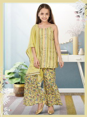 Жёлтый индийское национальное платье / костюм для девочки из креп-жоржета и хлопка без рукавов, украшенный вышивкой с аппликацией
