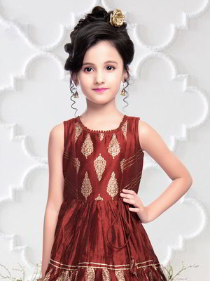 Бордовый индийское платье «в пол» / костюм для девочки из креп-жоржета и шёлка без рукавов, украшенный вышивкой люрексом