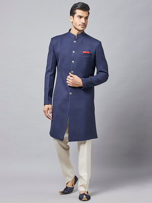 Тёмно-синий индийский мужской костюм из текстурированной ткани и шёлка