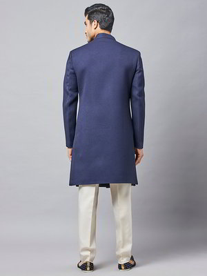 Тёмно-синий индийский мужской костюм из текстурированной ткани и шёлка