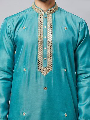Сине-зелёный и синий хлопко-шёлковый индийский национальный мужской костюм с кусочками зеркалец