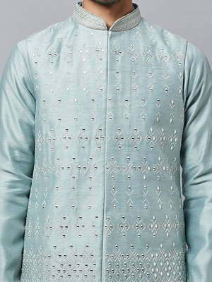 Зелёный шёлковый национальный мужской костюм с жилетом с кусочками зеркалец