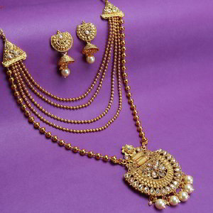 Позолоченное индийское украшение на шею (набор) с перламутровыми бусинками