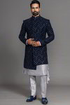 *Синий шёлковый индийский свадебный мужской костюм / шервани, украшенный вышивкой