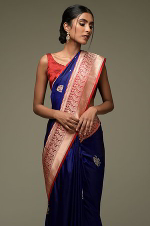Золотое, синее и красное индийское сари из натурального шёлка