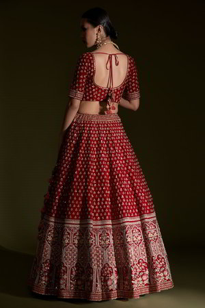 Красный индийский женский свадебный костюм лехенга (ленга) чоли из натурального шёлка с рукавами ниже локтя, украшенный вышивкой