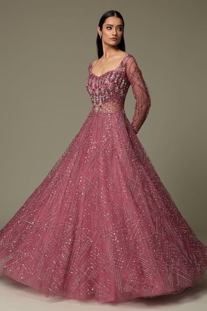 Цвета розы платье / костюм из фатина с длинными рукавами, украшенное вышивкой