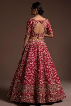Розовый индийский женский свадебный костюм лехенга (ленга) чоли из шёлка-сырца, крепа и шёлка с рукавами ниже локтя, украшенный вышивкой