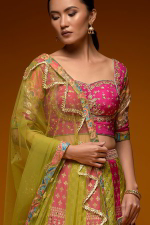 Розовый индийский женский свадебный костюм лехенга (ленга) чоли из натурального шёлка с рукавами ниже локтя