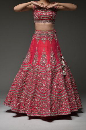 Розовый индийский женский свадебный костюм лехенга (ленга) чоли из натурального шёлка-сырца и шёлка без рукавов, украшенный вышивкой