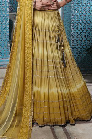 Жёлтый, бежевый, чёрный и синий индийский женский свадебный костюм лехенга (ленга) чоли из креп-жоржета и крепа без рукавов, украшенный вышивкой