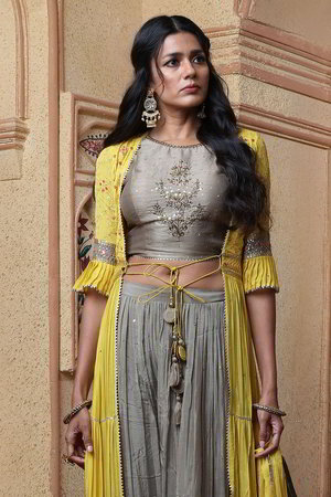 Серый индийский женский свадебный костюм лехенга (ленга) чоли из креп-шёлка без рукавов, украшенный вышивкой